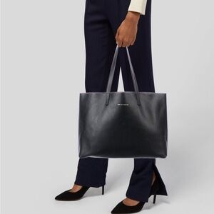 Want Les Essentials Strauss Black Leather Tote